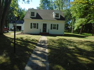 99 Norman Rd, Rochester, NY 14623