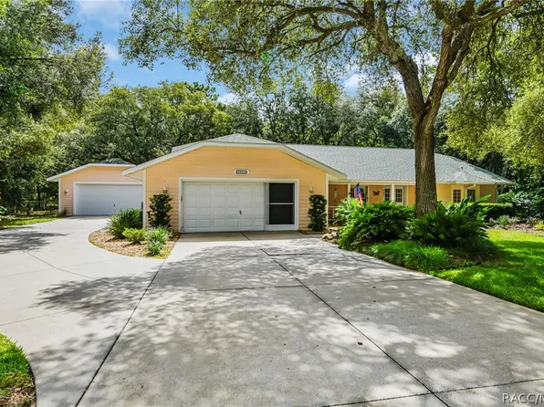 2844 W Aleuts Dr, Beverly Hills, FL 34465