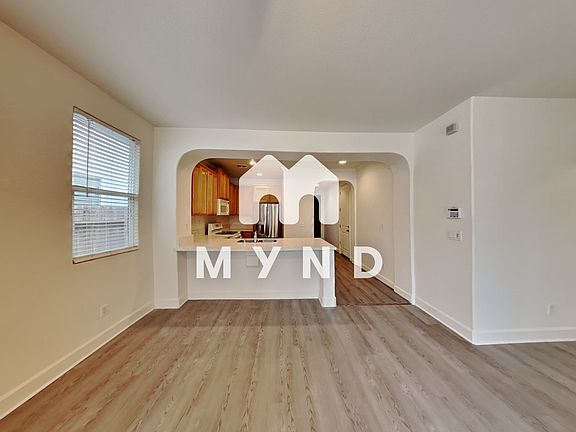 5th image of 1654 Vosspark Way