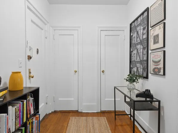 333 4th Street 1G image 3 of 8