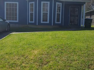 787 Becky St, Grenada, MS 38901