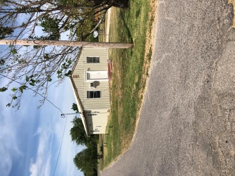 2nd image of 4320 Oneal St