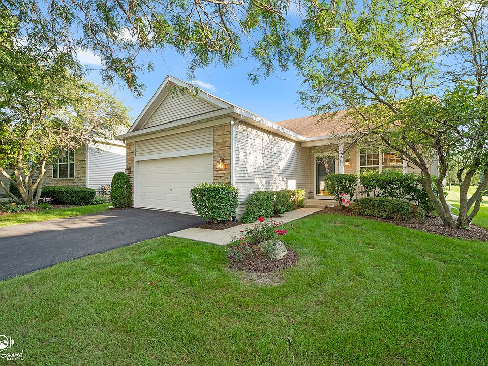 1st image of 1590 Benzie Cir