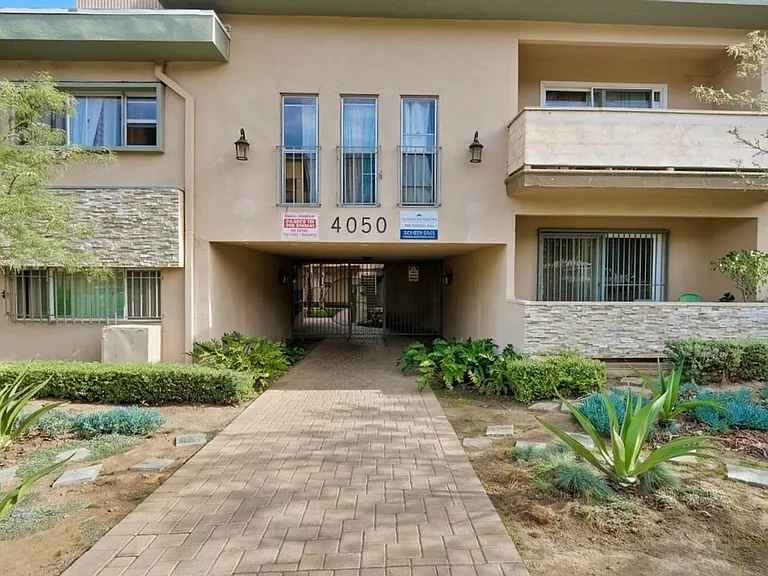 4050 Stevely Ave — Photo 7