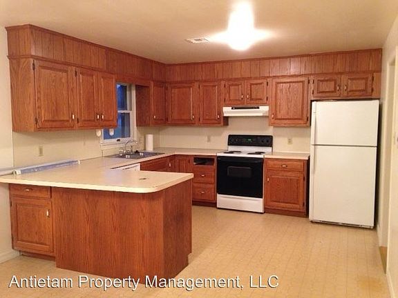2nd image of 13324 Marsh Pike APT A