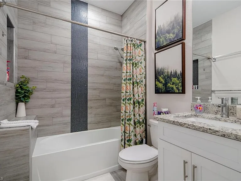 4665 Key Largo Ln — Photo 18