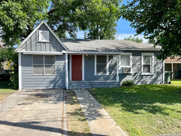 122 FENLEY ST, Uvalde, TX 78801