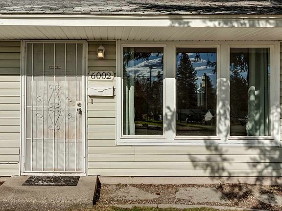 3rd image of 6002 N Greenwood Blvd