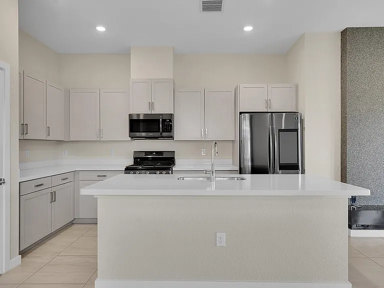19515 Weathervane Way — Photo 13