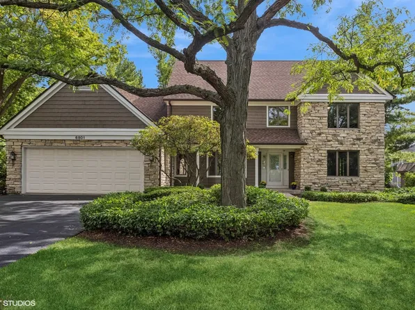 6801 White Pine Trl, Darien, IL 60561