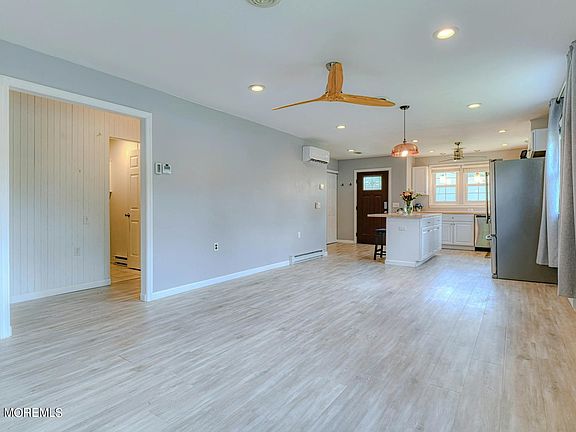 4th image of 35 Auburn St #54B