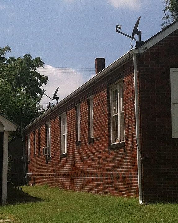 2nd image of 247 S Kansas Ave #1