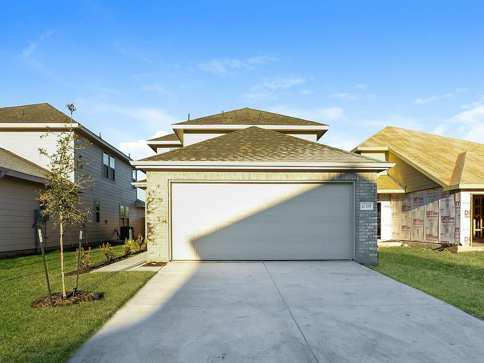1st image of 10319 Clearwater Way