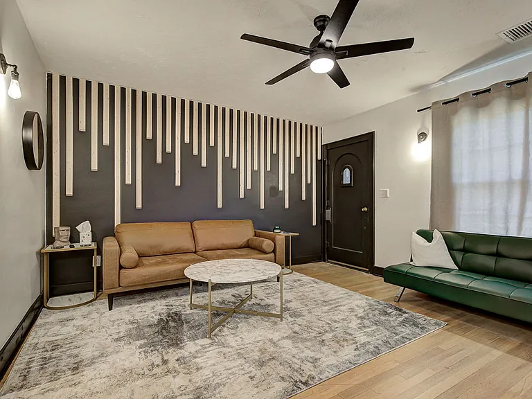 2215 W Broadway Ave #1 — Photo 51