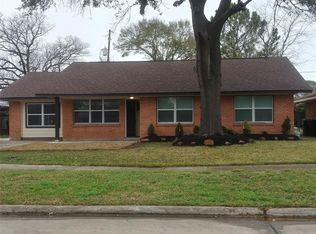 1427 Globe St, Houston, TX 77034