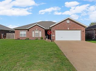 1909 SW Elington St, Bentonville, AR 72713