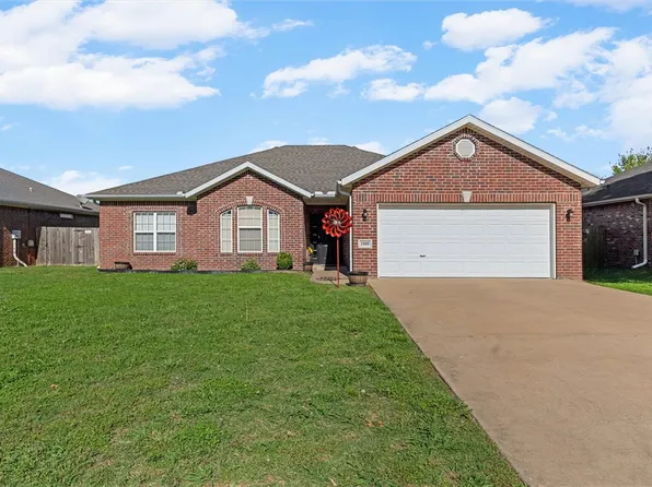 1909 SW Elington St, Bentonville, AR 72713