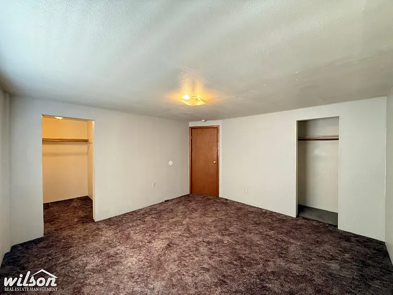 509 S 2nd St — Photo 11