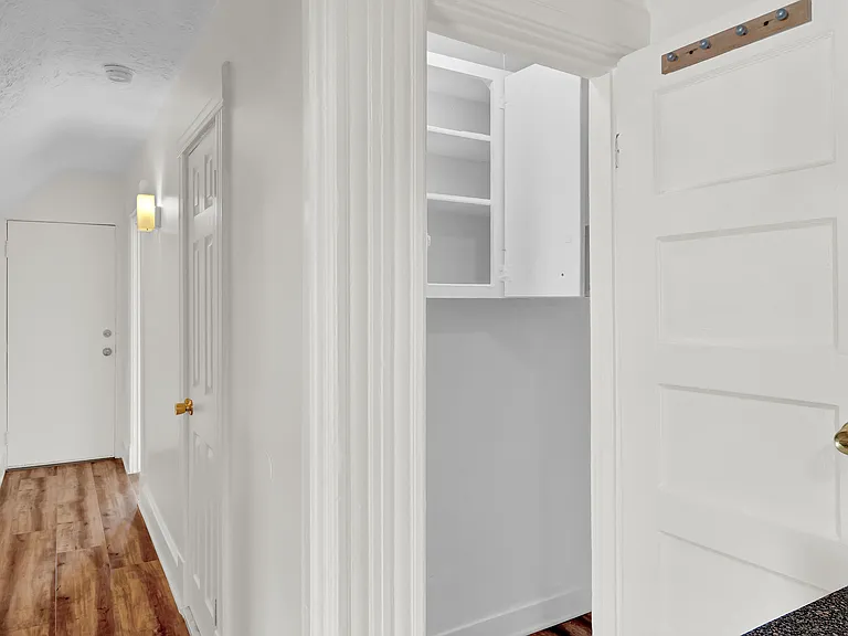 66 Evergreen Ave #3 — Photo 17