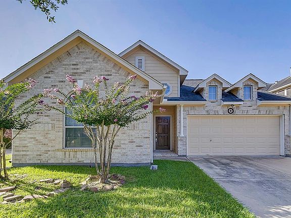 3rd image of 21634 Shallow Glen Ln