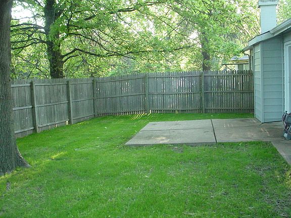 2nd image of 1688 Matlock Dr