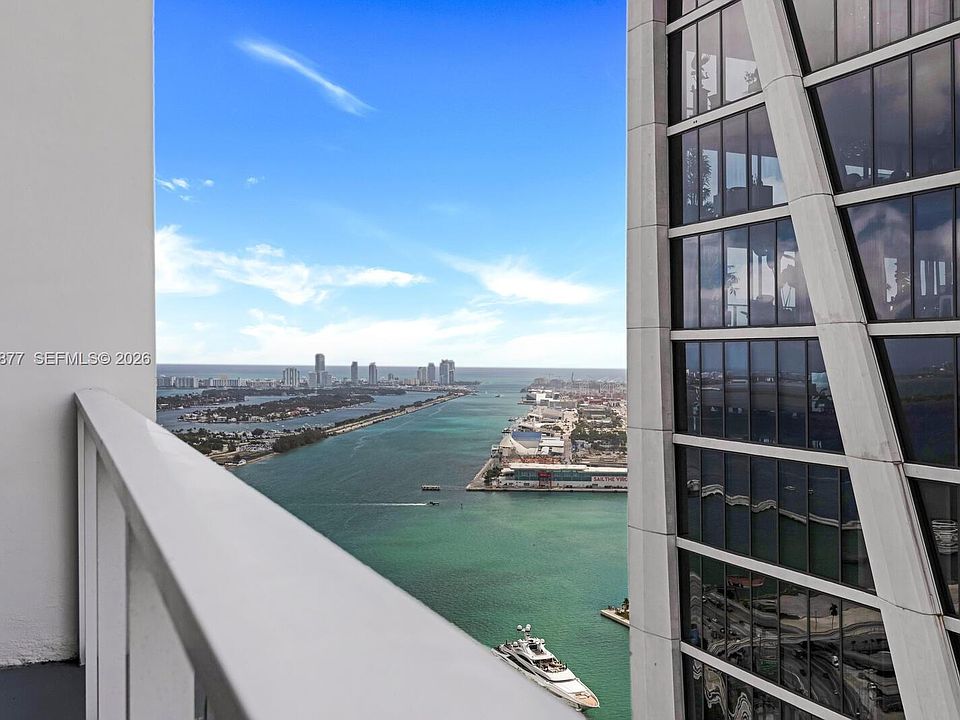 1st image of 1040 Biscayne Blvd APT 4208