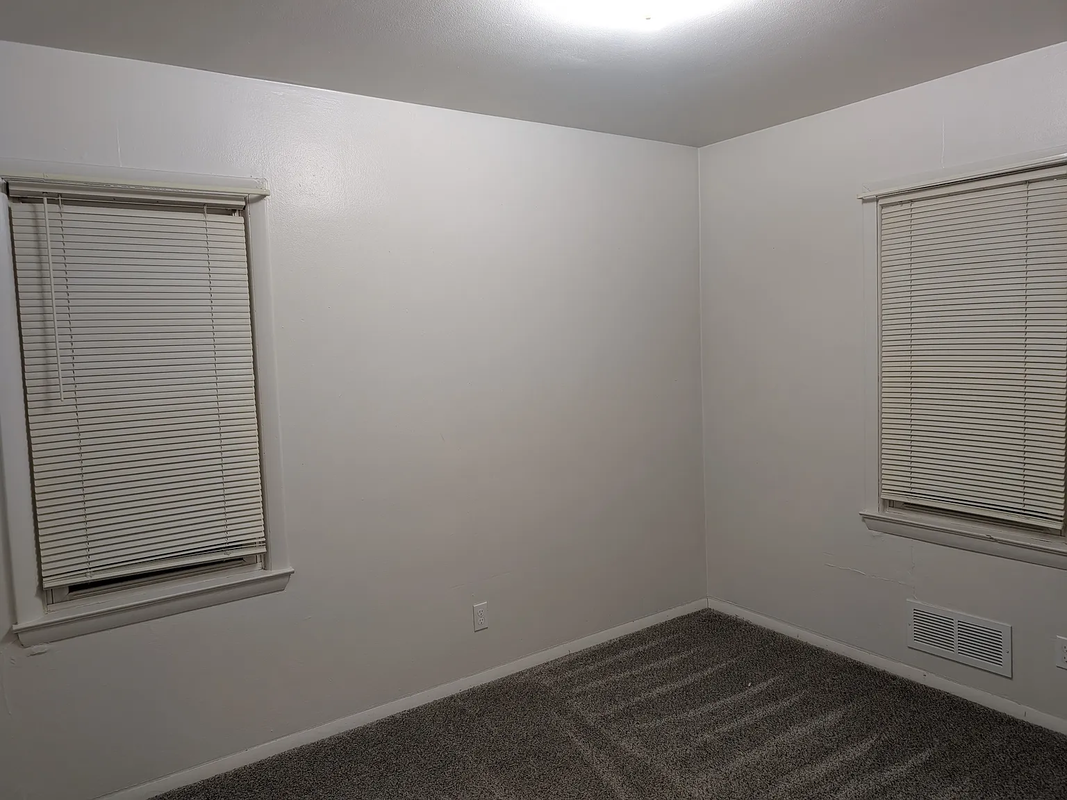 6900 W Oklahoma Ave — Photo 4