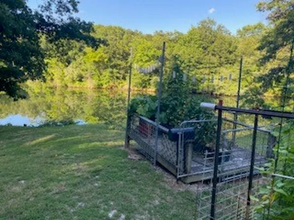 7 Katydid Ct, Tower Hill, IL 62571