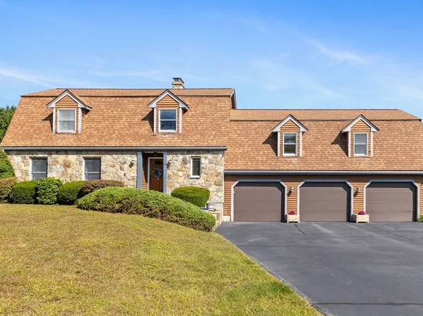 4 Indian Brook Rd, Ashland, MA 01721