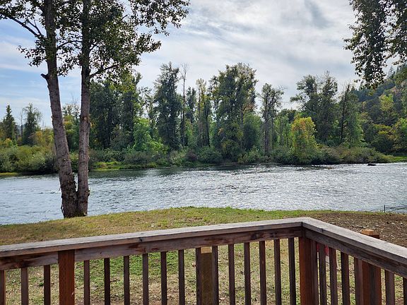 2nd image of 2080 Harbor Dr