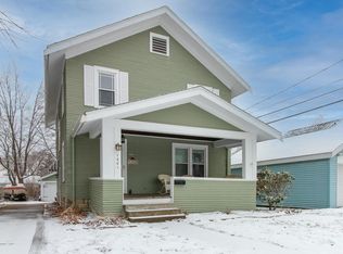 1401 E Jackson St, Bloomington, IL 61701