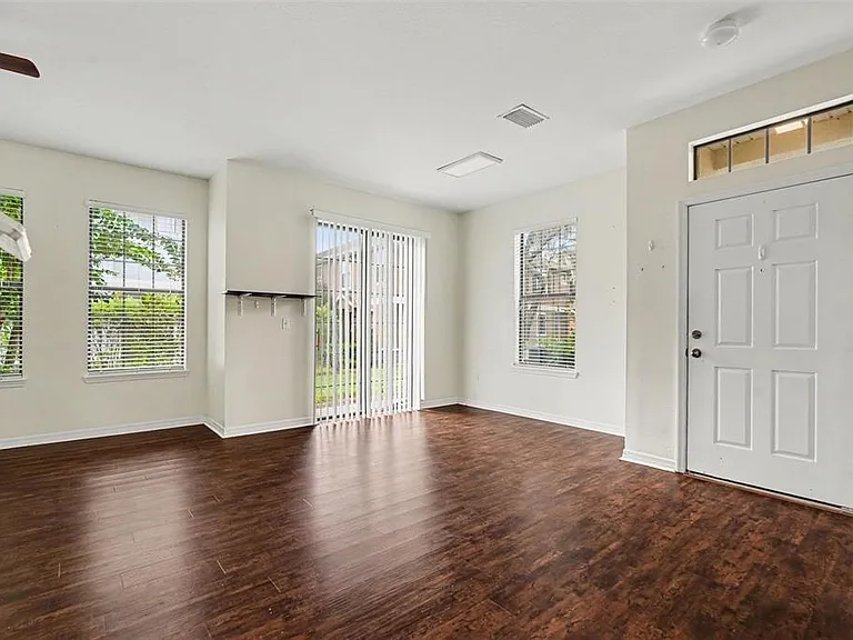 5520 Kinglethill Dr — Photo 5