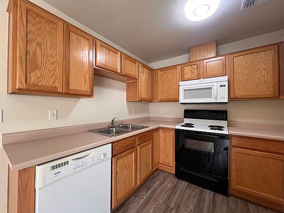 2nd image of 730 Starlite Dr Unit C