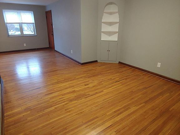 4th image of 1502 W 6th Ave APT A