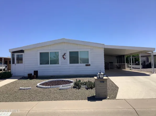 2247 N NICKLAUS Drive, Mesa, AZ 85215
