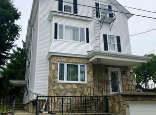 71 Smith St, Fall River, MA 02721