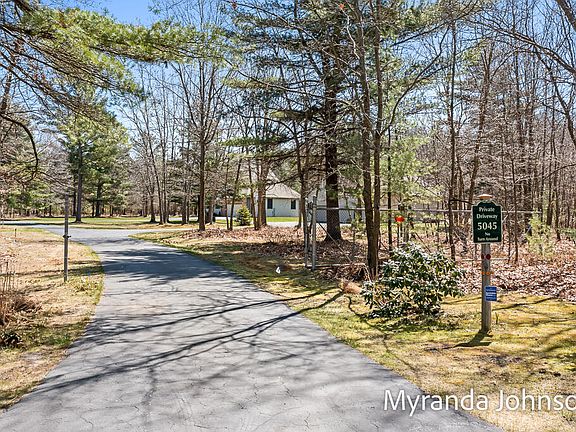 5th image of 5045 Andrea Dr