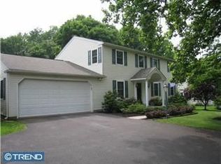 109 Rosewood Dr, Lansdale, PA 19446