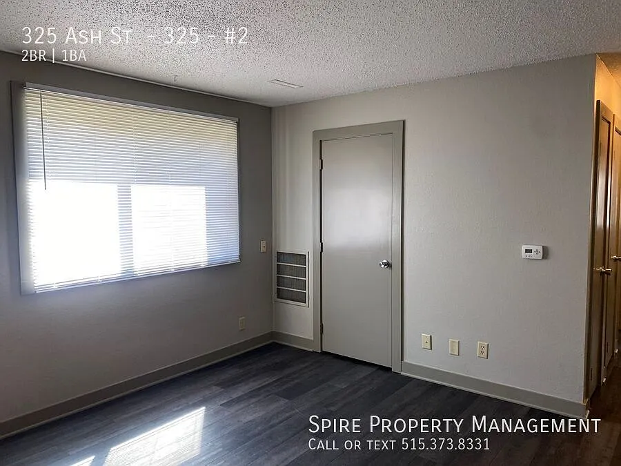 Gorgeous hard-surface floors in a first floor unit! — Photo 4