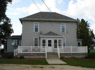 15843 130th Ave, Scotch Grove, IA 52310