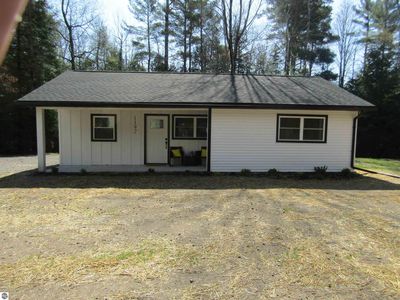 1192 Little Creek Rd SE, Alger, MI, 48610