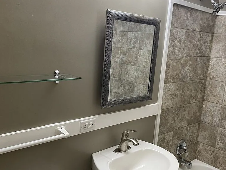 The Heights Apartments - Sunnyside, WA — Photo 3