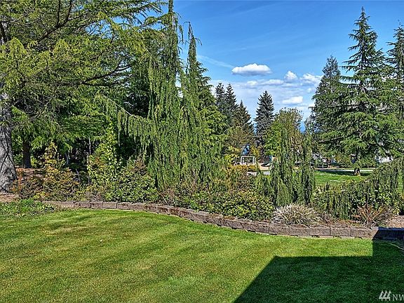 4th image of 1014 Park Dr
