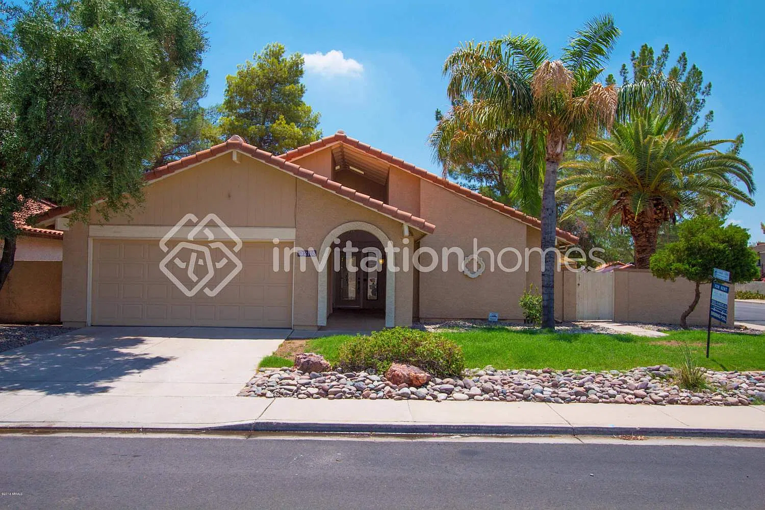 2155 W Kiva Ave Mesa, AZ 85202 — Photo 1