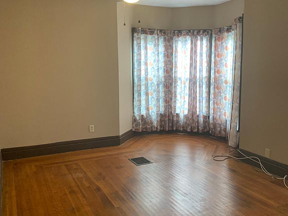 4th image of 295 Jersey St #2