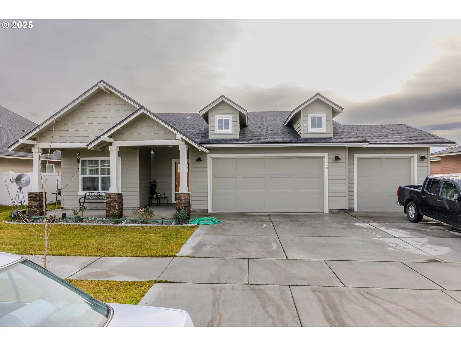 538 Anthony Dr photo 1