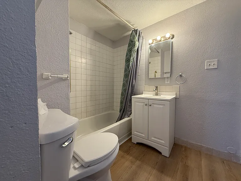 16459 Willow St — Photo 24