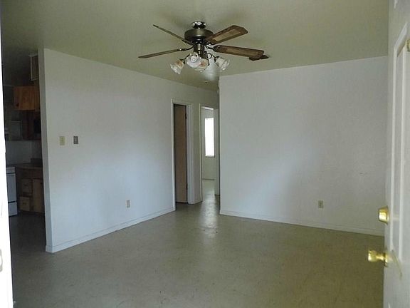 3rd image of 502 E Bessie St #2