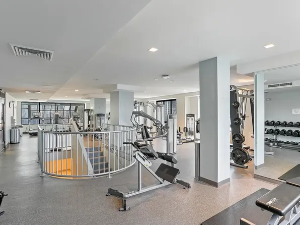 200 Rector Place image 23 of 26