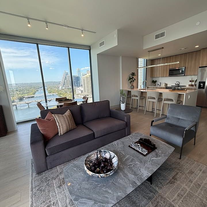 1st image of 80 Red River St #1X1